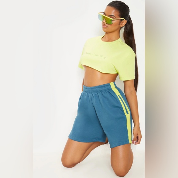 Blue Shorts with lime green stripes - Picture 7 of 8